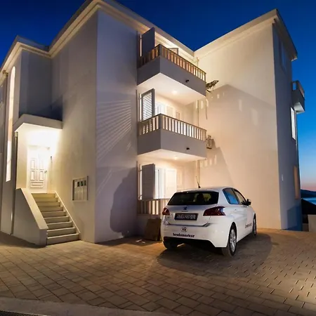 アパート Brand New 3br With Rooftop Sea View & Pool Fiorentini Ciovo