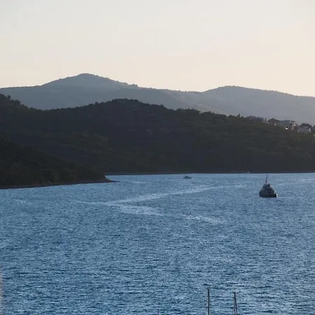 Brand New 3br With Rooftop Sea View & Pool Fiorentini Ciovo アパート *