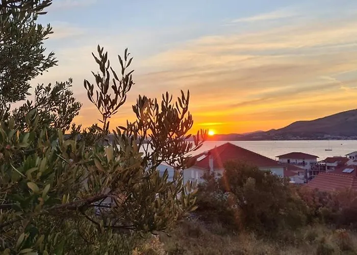 Apartman Brand New 3br With Rooftop Sea View & Pool Fiorentini Ciovo Trogir
