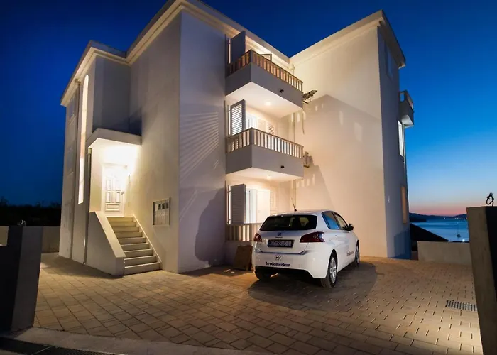 Apartman Brand New 3br With Rooftop Sea View & Pool Fiorentini Ciovo