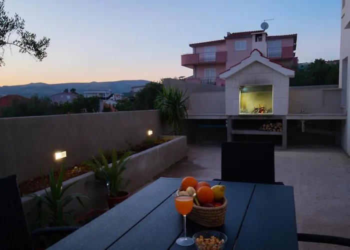 Brand New 3br With Rooftop Sea View & Pool Fiorentini Ciovo *