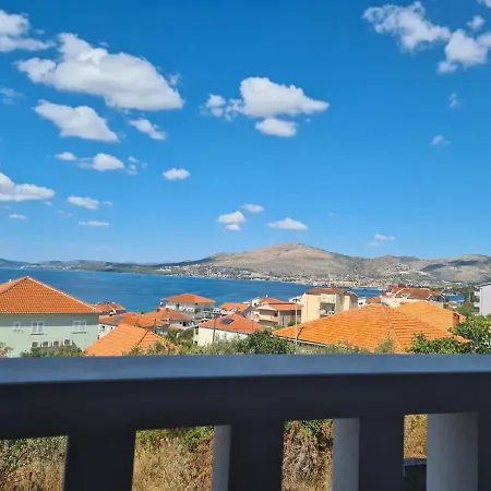 Brand New 3br With Rooftop Sea View & Pool Fiorentini Ciovo Apartman