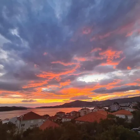 Brand New 3br With Rooftop Sea View & Pool Fiorentini Ciovo شقة